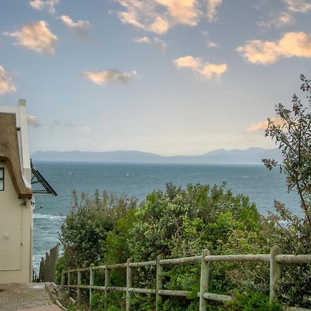 גנסבאי Whale Huys Luxury Oceanfront Eco Villa מראה חיצוני תמונה