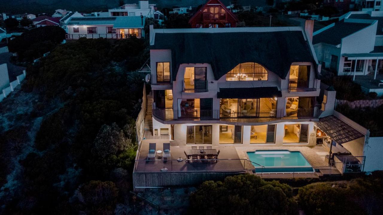 גנסבאי Whale Huys Luxury Oceanfront Eco Villa מראה חיצוני תמונה