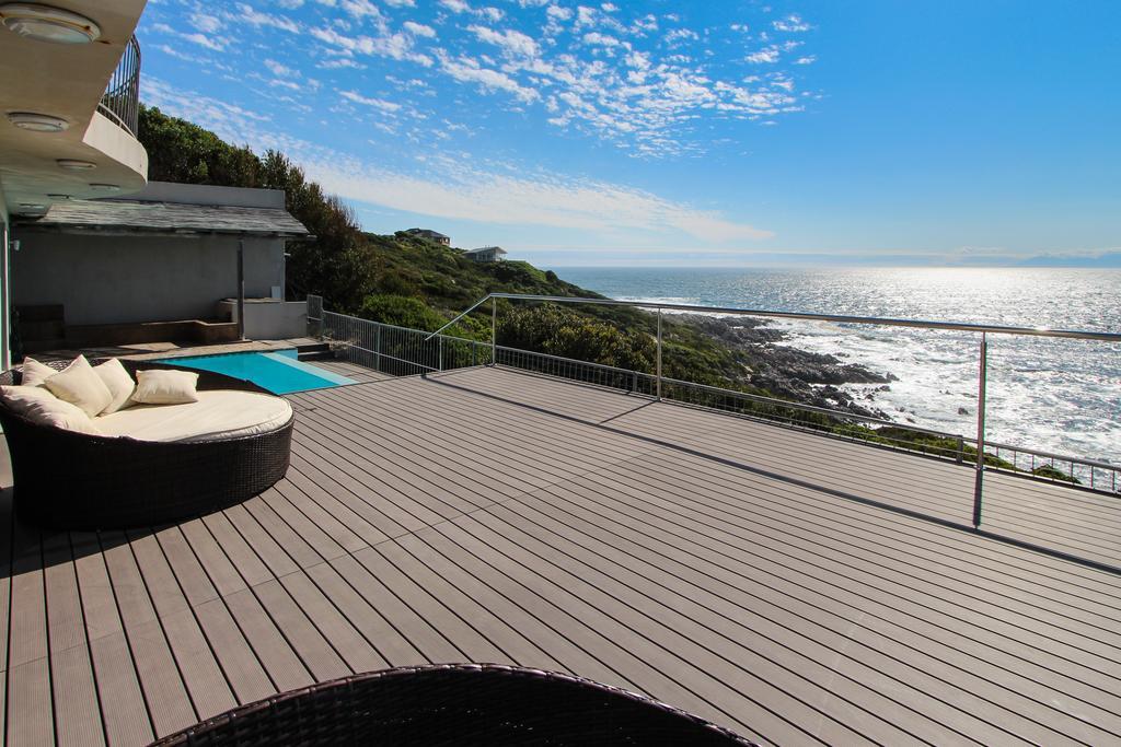 גנסבאי Whale Huys Luxury Oceanfront Eco Villa חדר תמונה