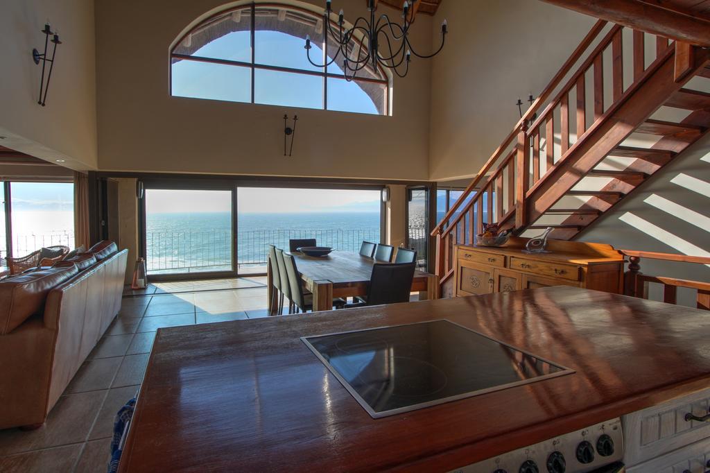 גנסבאי Whale Huys Luxury Oceanfront Eco Villa חדר תמונה