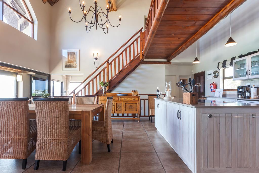 גנסבאי Whale Huys Luxury Oceanfront Eco Villa מראה חיצוני תמונה