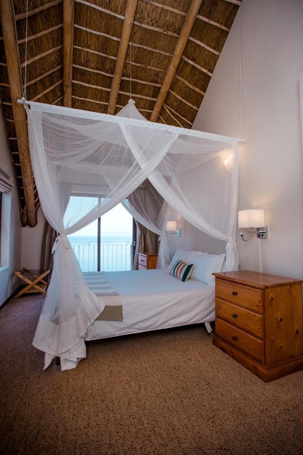 גנסבאי Whale Huys Luxury Oceanfront Eco Villa מראה חיצוני תמונה
